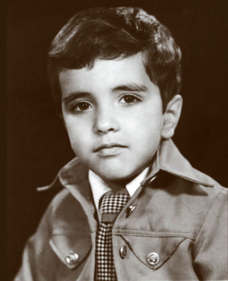 Omid Sayareh American Iranian music Composer and Santour Player in Los Angeles