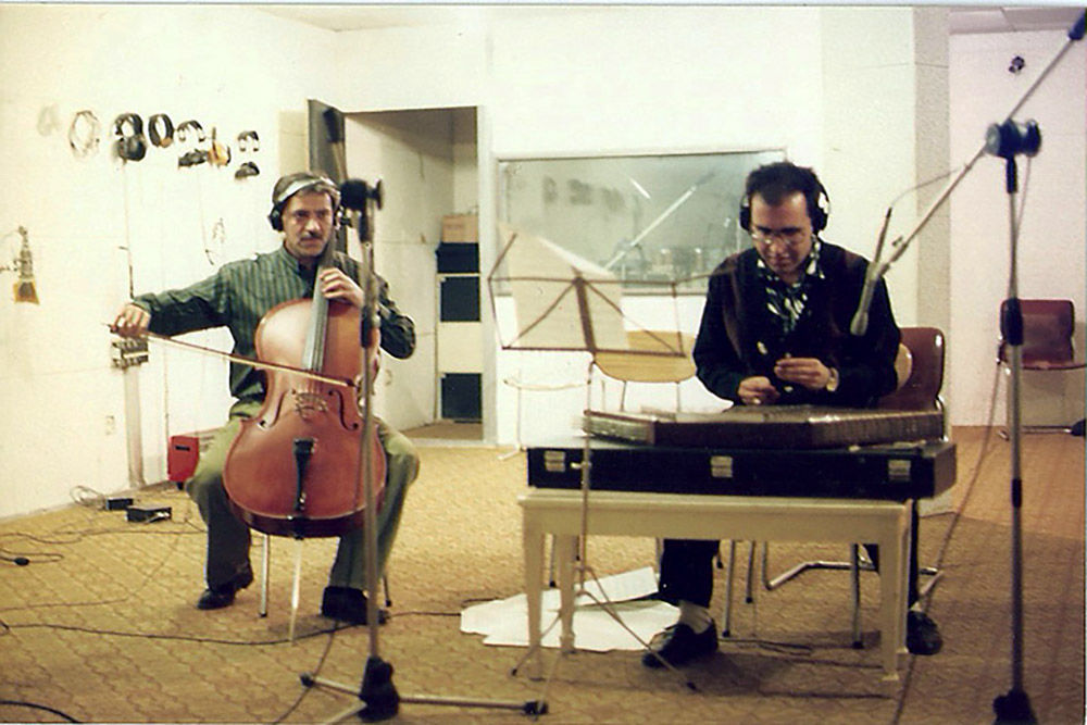 Omid Sayareh Iranian American Music Composed and Santour Player