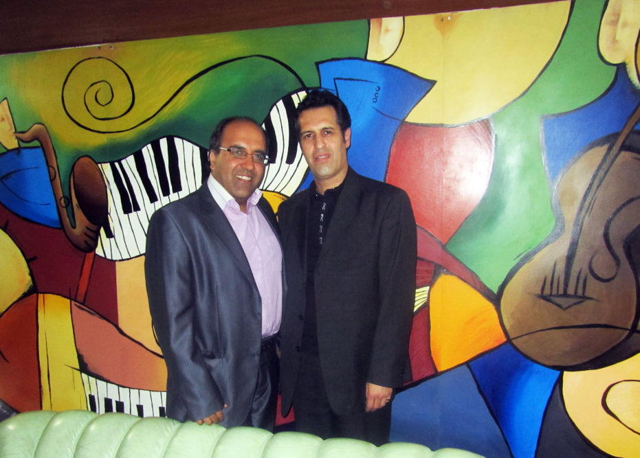 Omid Sayareh Iranian American Music Composed and Santour Player With Farid Zoland - 2018