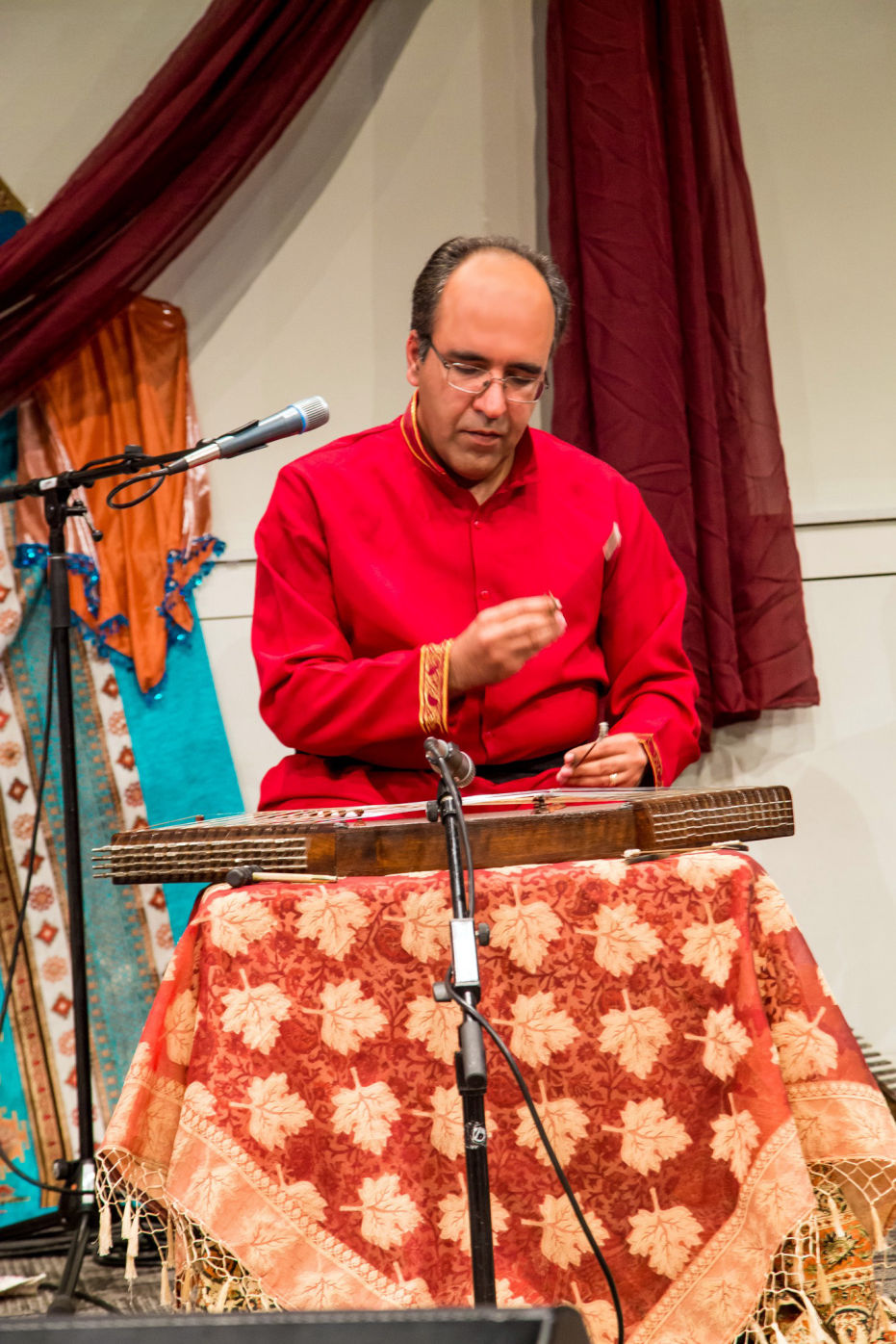 Omid Sayareh Iranian American Music Composed and Santour Player With Saman Ehteshami - 2012