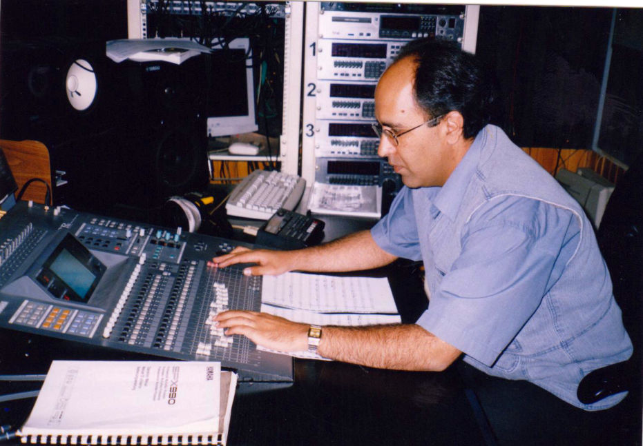 Omid Sayareh Iranian American Music Composed and Santour Player with Parviz Meshkatian